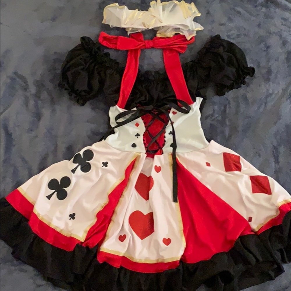 Playing Cards Halloween outfit ❤️🖤🎰